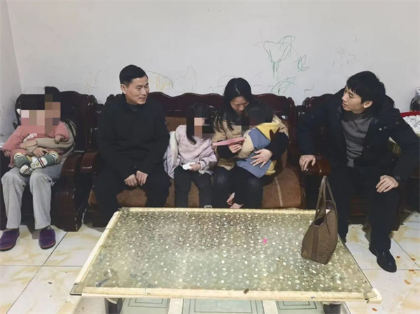法韵动态||走访慰问暖人心,公益帮扶在路上